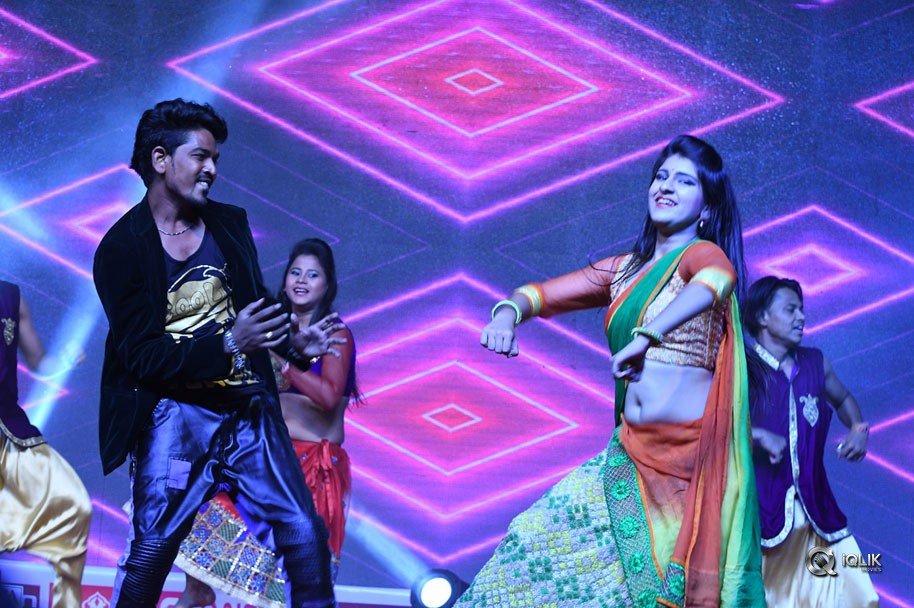 Duvvada-Jagannadham-Movie-Thanks-Meet